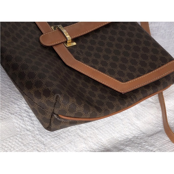 Celine vintage Triomphe crossbody - Picture 8 of 13